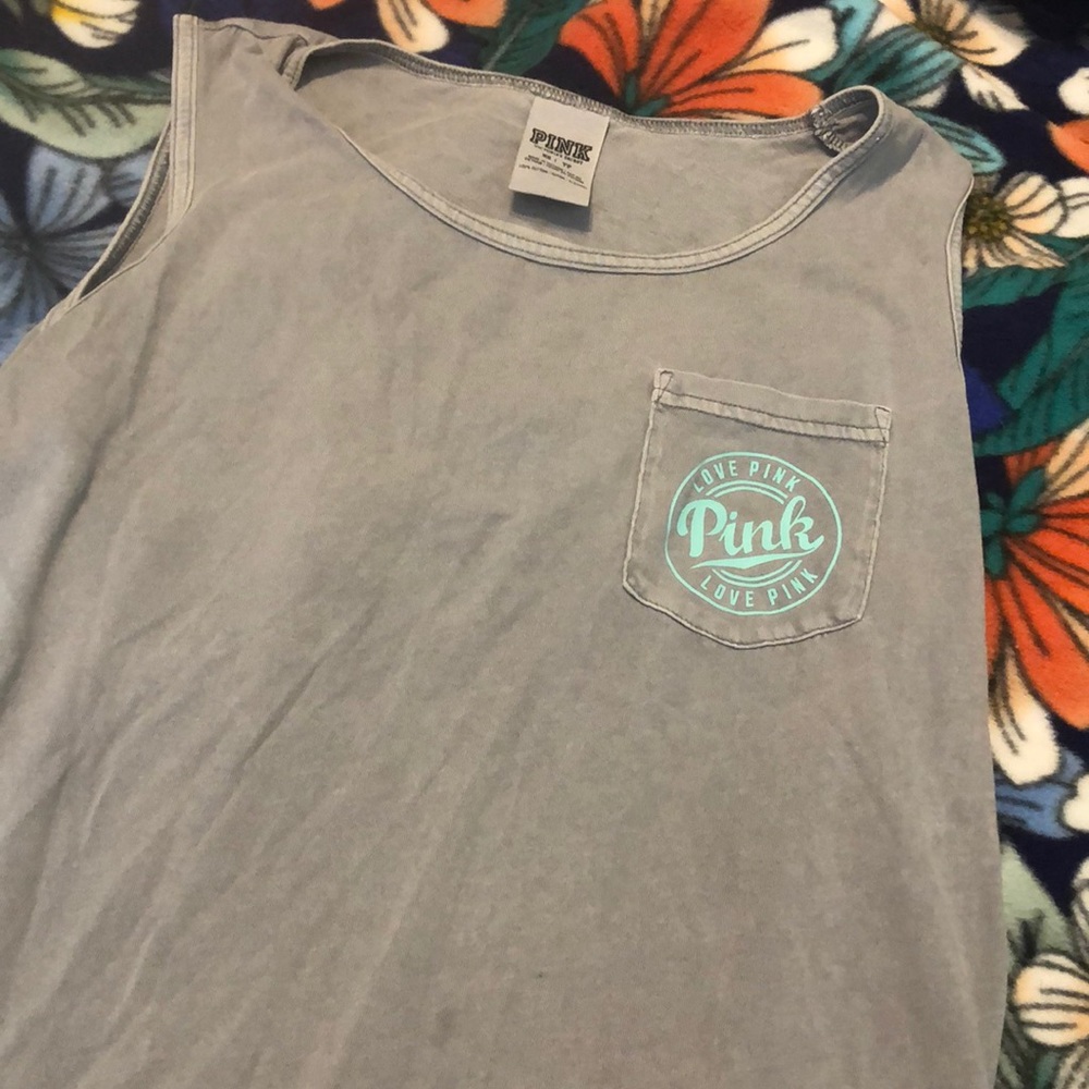 VS pink tank top